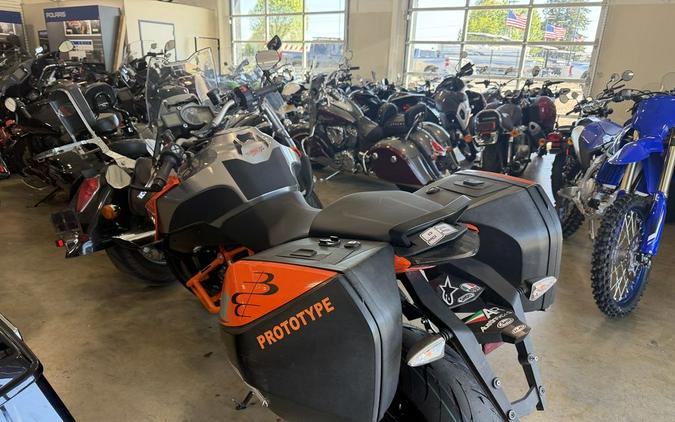 2017 KTM 1290 Super Duke GT