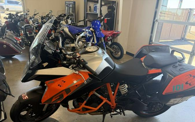 2017 KTM 1290 Super Duke GT