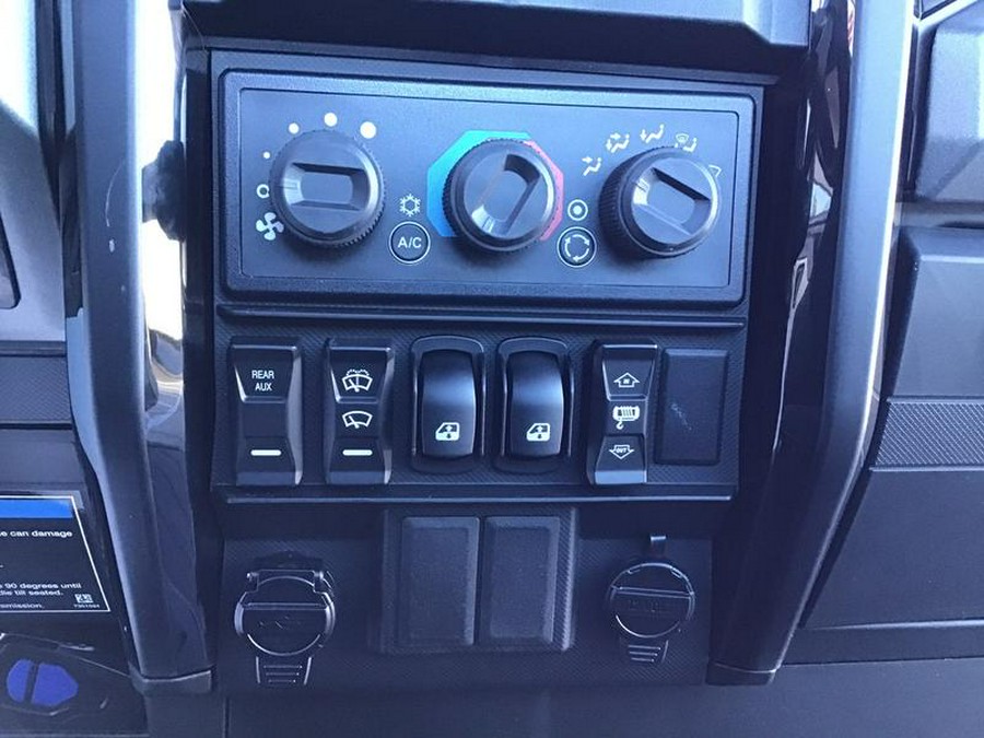 2025 Polaris® Ranger XD 1500 NorthStar Ultimate