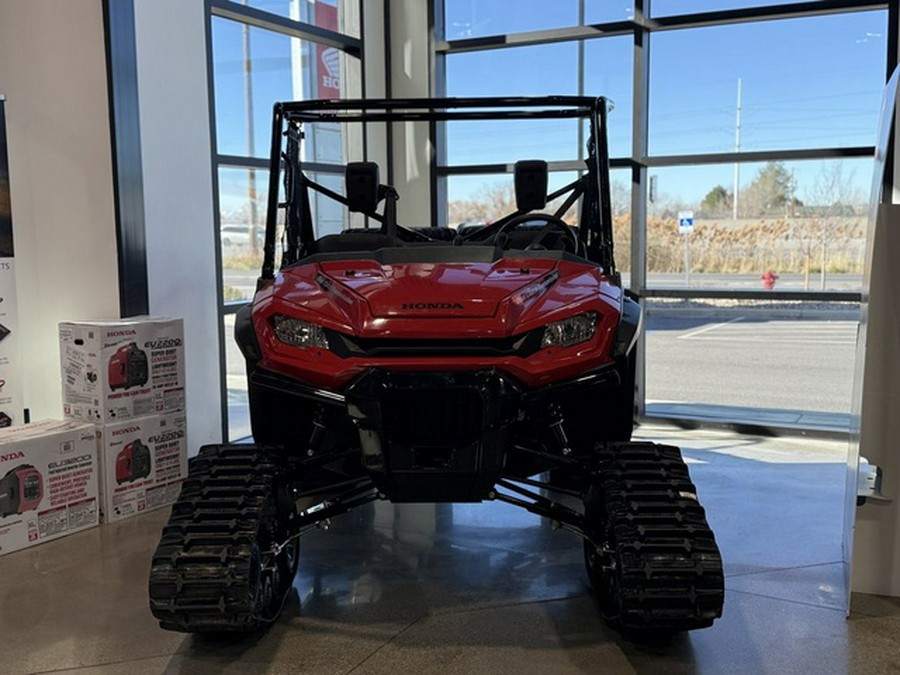 2025 Honda Pioneer 1000 Deluxe