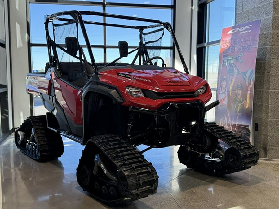 2025 Honda Pioneer 1000 Deluxe