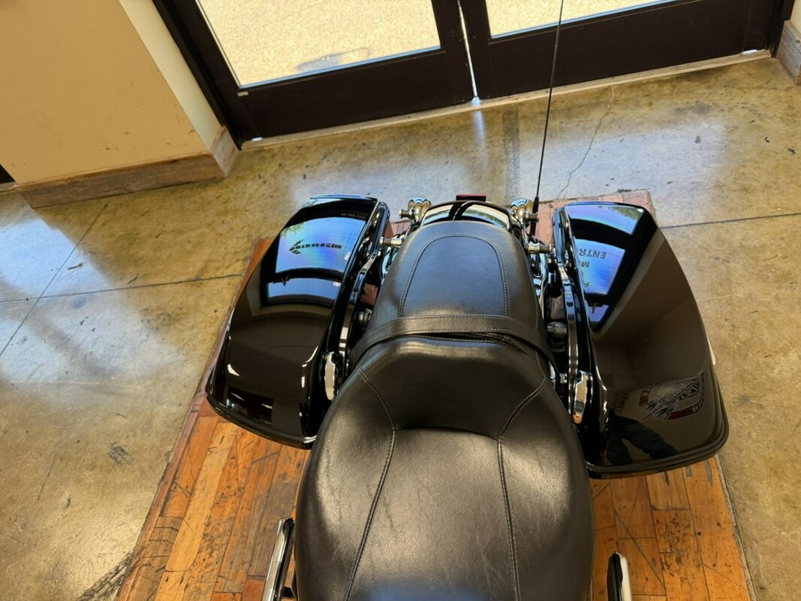 Used 2021 Harley-Davidson Street Glide Grand American Touring Motorcycle For Sale Near Memphis, TN