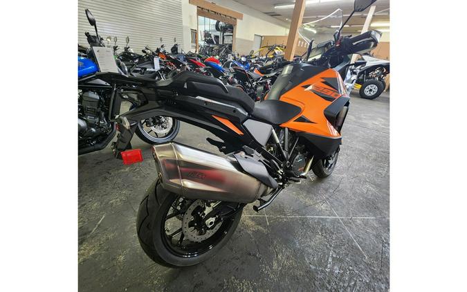 2023 KTM 1290 Super Adventure S