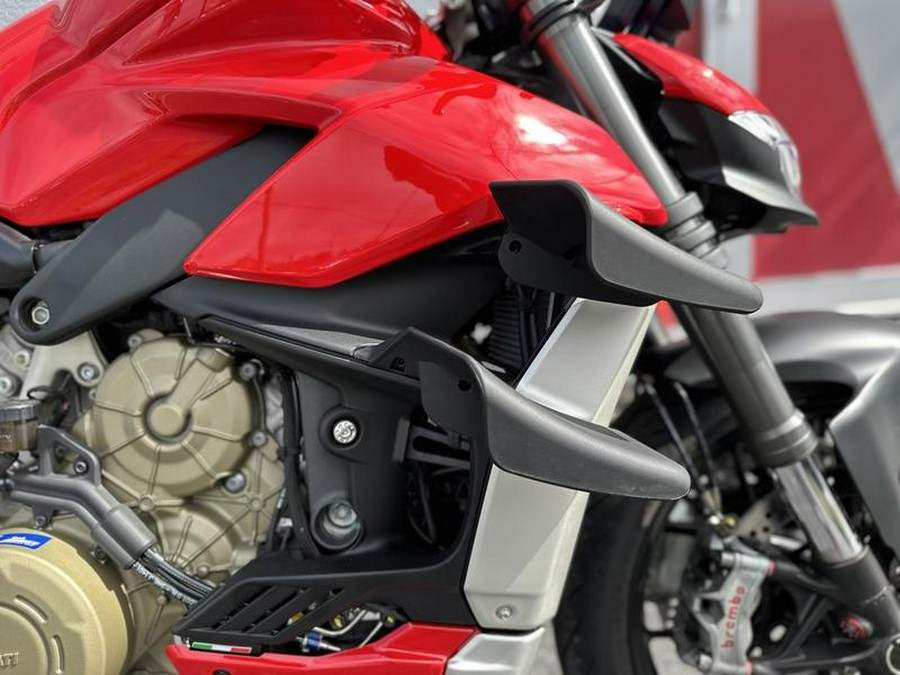 2022 Ducati Streetfighter V4 Ducati Red