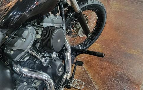 Harley-Davidson Street Bob 2018 FXBB 031431T BLACK W/PINSTRIPE