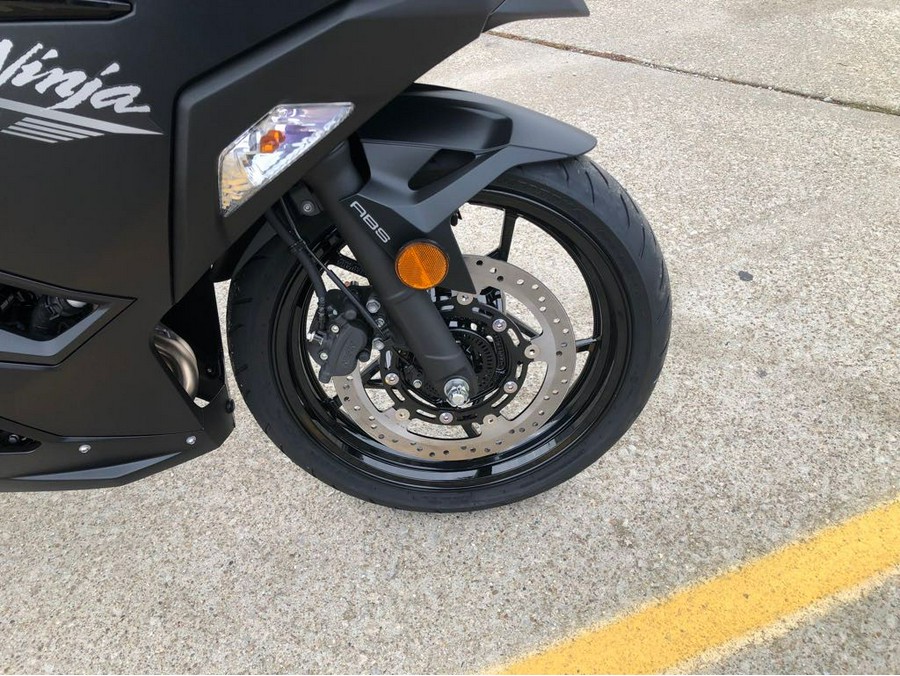 2026 Kawasaki NINJA 500 ABS