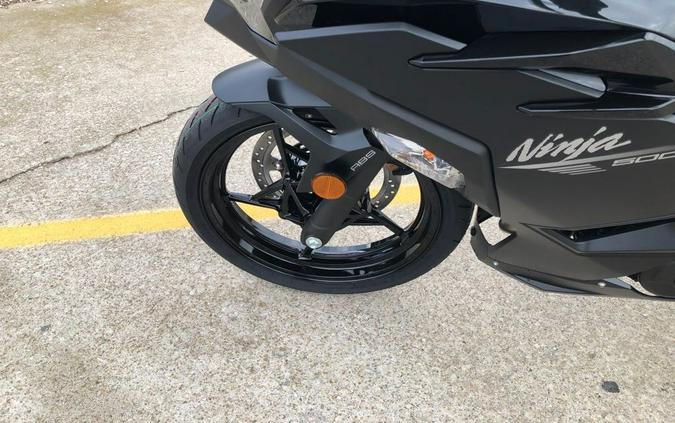 2026 Kawasaki NINJA 500 ABS