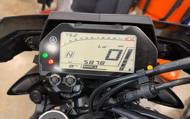 2017 Yamaha FZ-10 10
