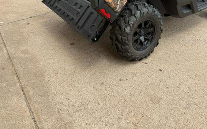 2024 Can-Am Defender XT HD10
