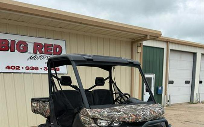 2024 Can-Am Defender XT HD10