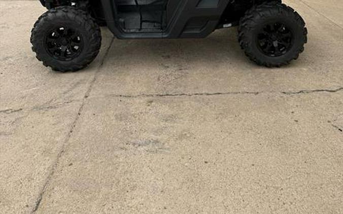 2024 Can-Am Defender XT HD10