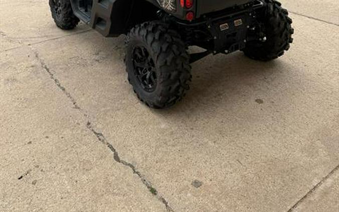 2024 Can-Am Defender XT HD10