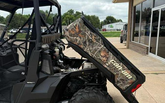 2024 Can-Am Defender XT HD10