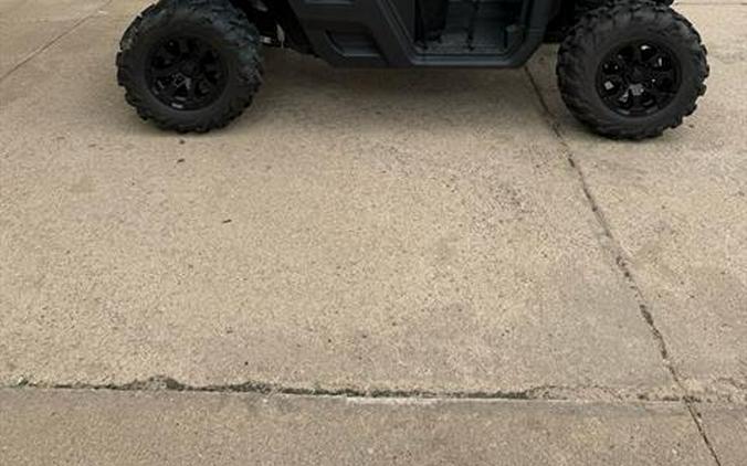 2024 Can-Am Defender XT HD10