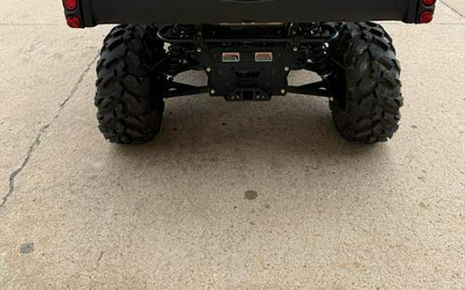 2024 Can-Am Defender XT HD10