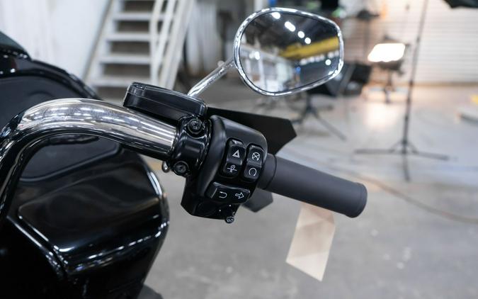 2023 Harley-Davidson Road Glide® 3