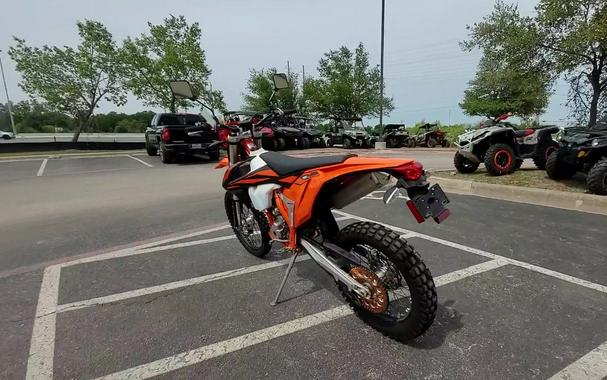 2019 KTM 250 EXC-F Review (14 Fast Facts)