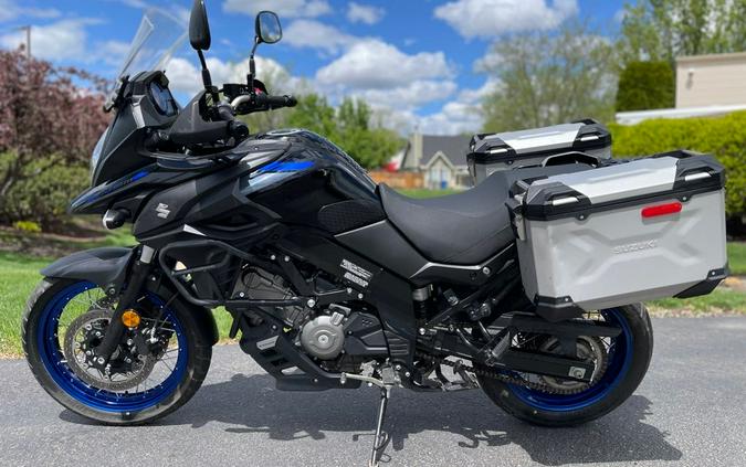 2022 Suzuki V-Strom 650 XT ADVENTURE