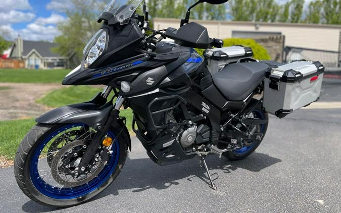 2022 Suzuki V-Strom 650 XT ADVENTURE