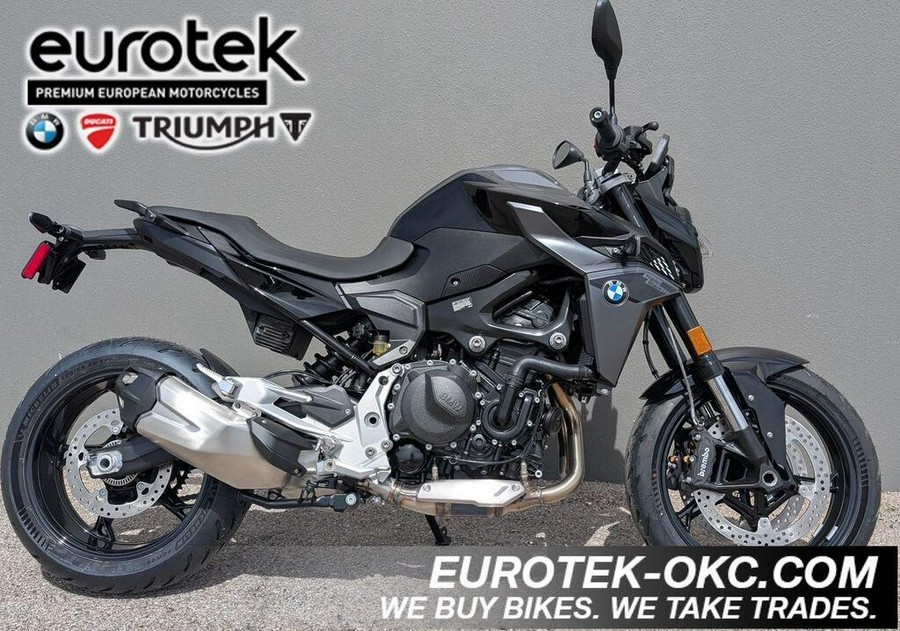 2025 BMW F 900 R
