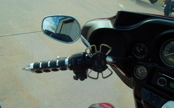 2006 Harley-Davidson® FLHTCUI - Ultra Classic® Electra Glide®