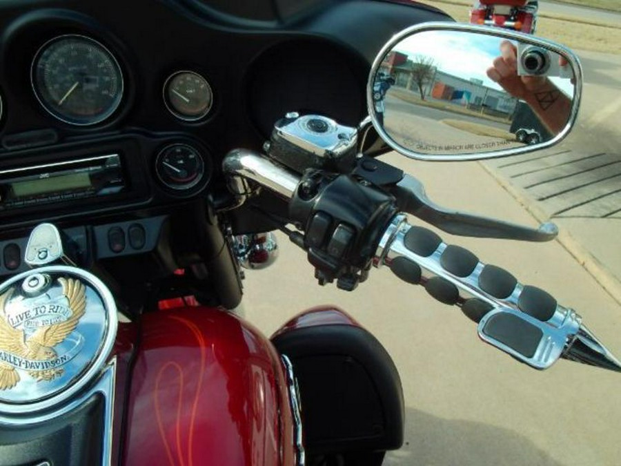 2006 Harley-Davidson® FLHTCUI - Ultra Classic® Electra Glide®