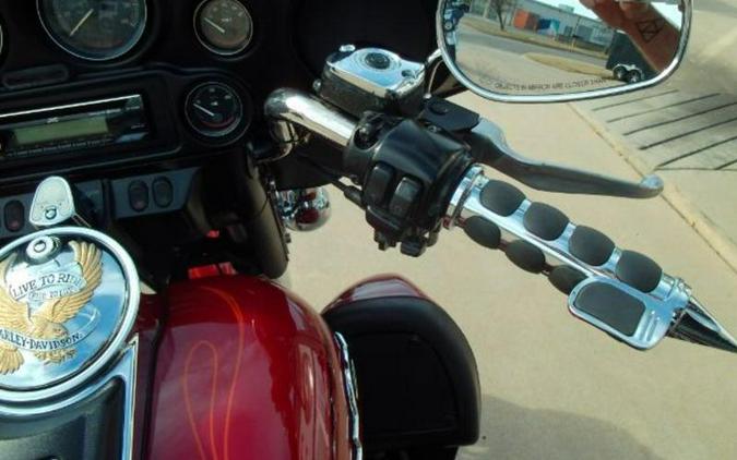 2006 Harley-Davidson® FLHTCUI - Ultra Classic® Electra Glide®