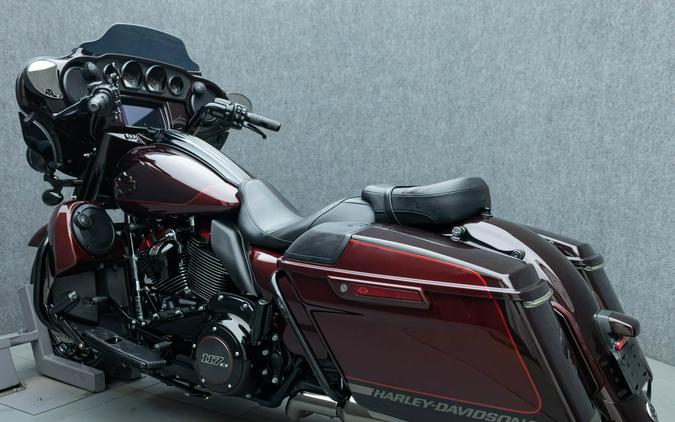 2019 HARLEY DAVIDSON FLHXSE CVO STREET GLIDE W/ABS