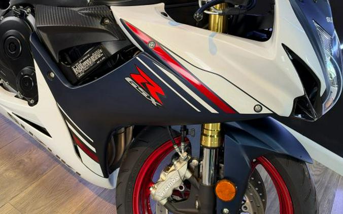 2025 Suzuki GSX-R750