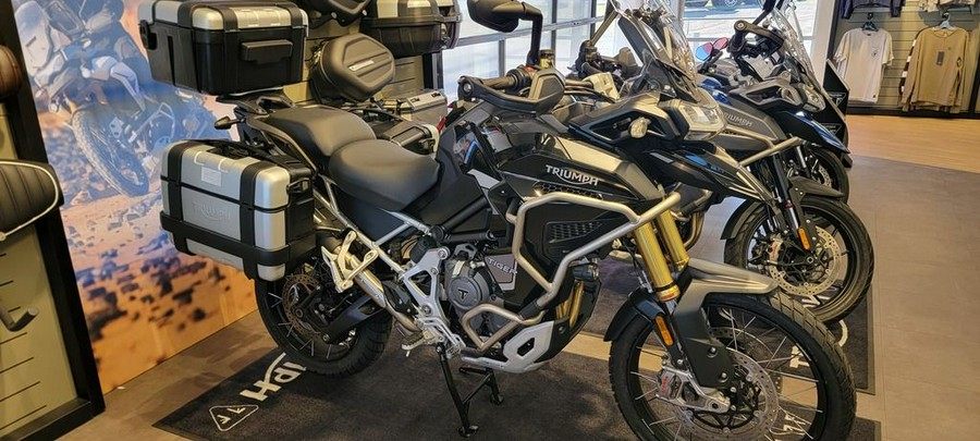 2023 Triumph Tiger 1200 Rally Explorer Sapphire Black