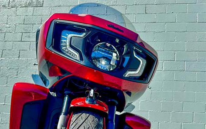 2023 Indian Motorcycle Pursuit® Dark Horse® with Premium Package