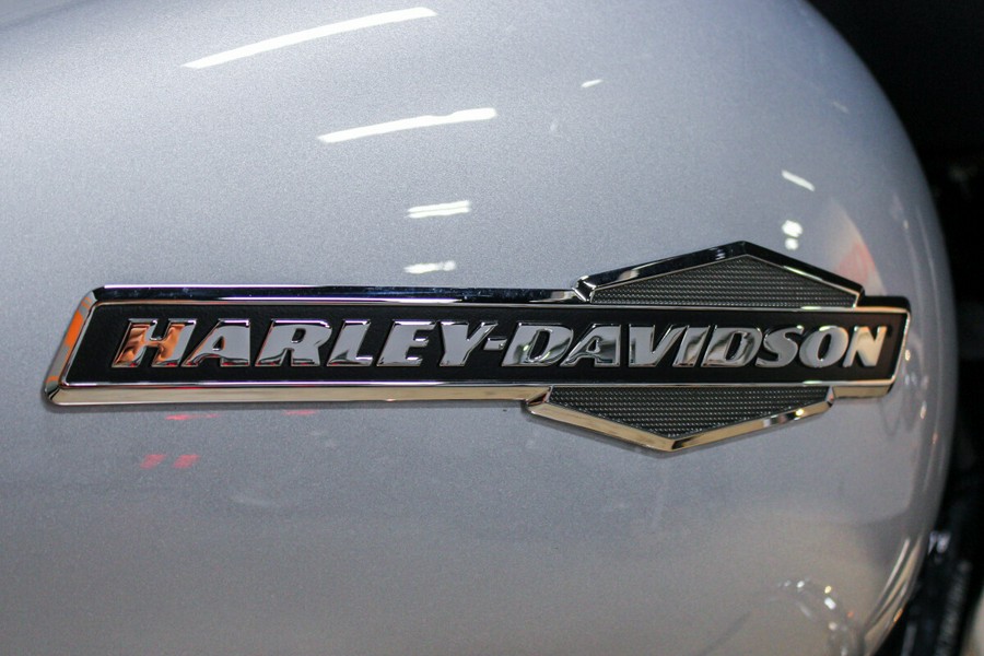 2023 Harley-Davidson Street Glide Grand American Touring FLHX