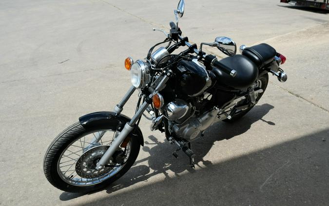 2025 YAMAHA V STAR 250