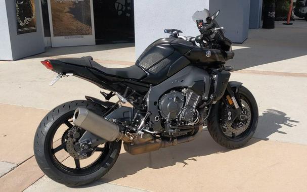 2023 Yamaha MT-10 CA