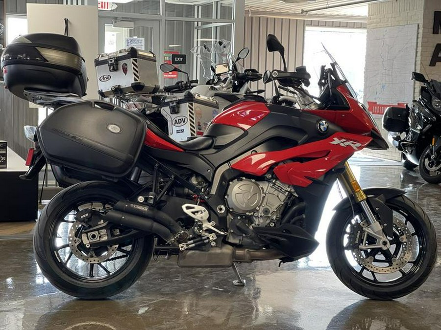 2016 BMW S 1000 XR Racing Red