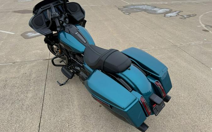 2026 Harley-Davidson® Road Glide® Teal Thunder / Vivid Black - Black