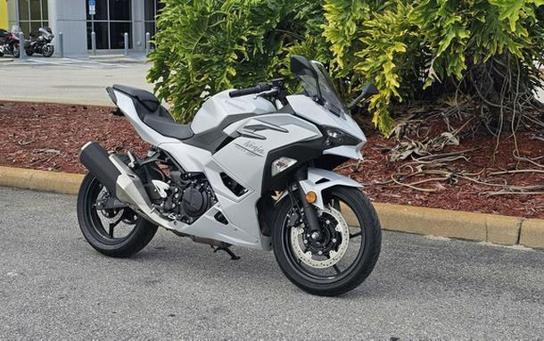 2024 Kawasaki Ninja 500 ABS