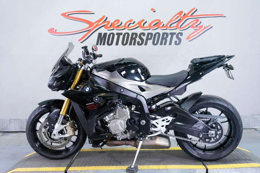 2016 BMW S 1000 R
