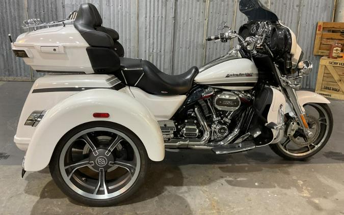 2020 Harley-Davidson CVO TRI GLIDE