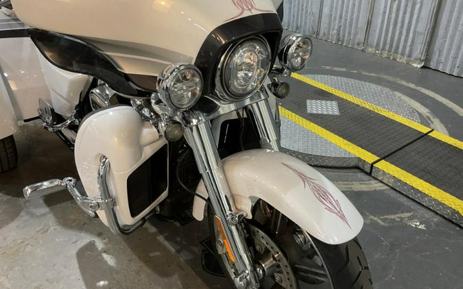 2020 Harley-Davidson CVO TRI GLIDE