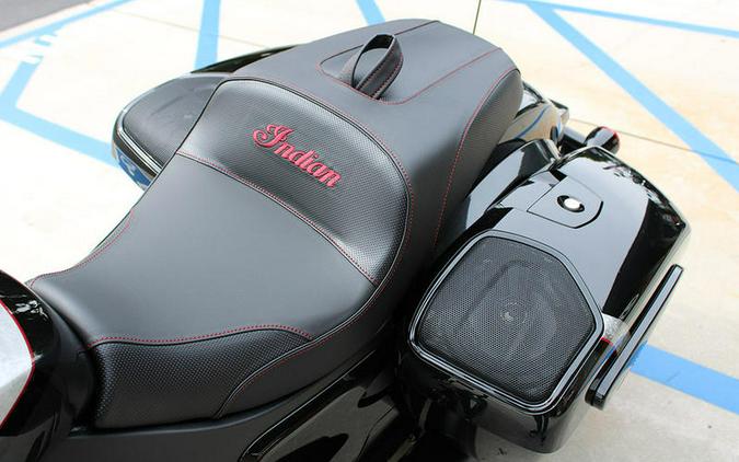 2024 Indian Motorcycle® Challenger® Elite Charcoal Candy/Black Candy