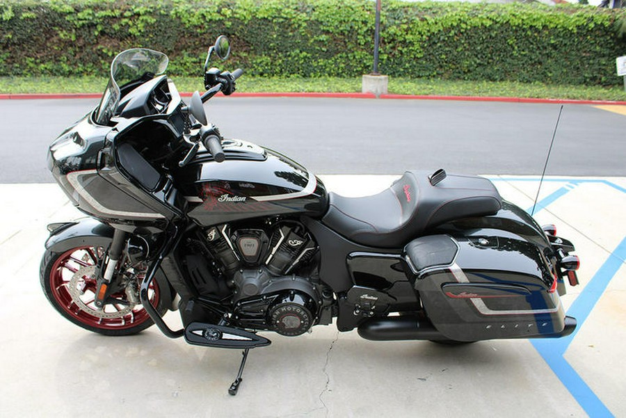 2024 Indian Motorcycle® Challenger® Elite Charcoal Candy/Black Candy