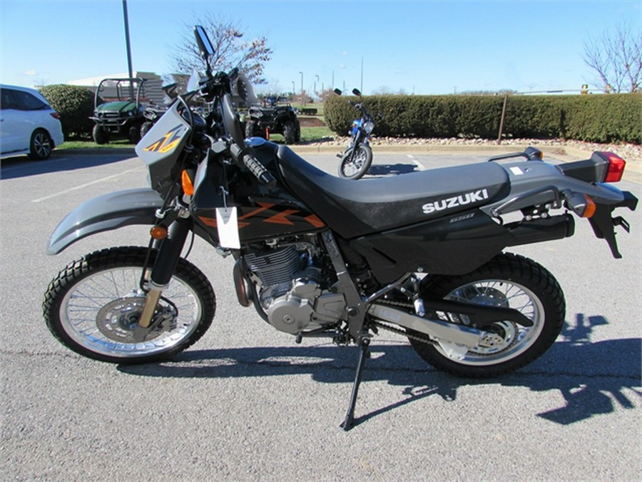 2024 Suzuki DR 650S 650S