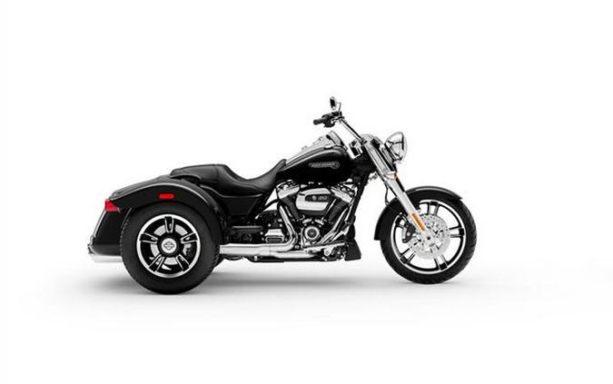 2021 Harley-Davidson Freewheeler FLTRT 1,761 miles Vivid Black