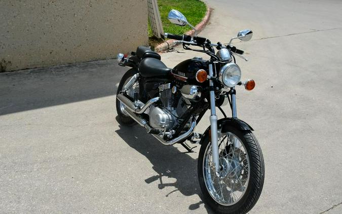 New 2025 YAMAHA V STAR 250