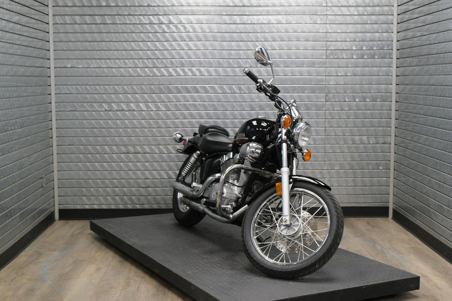 2025 YAMAHA V STAR 250