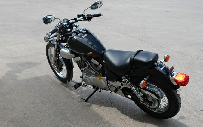 New 2025 YAMAHA V STAR 250