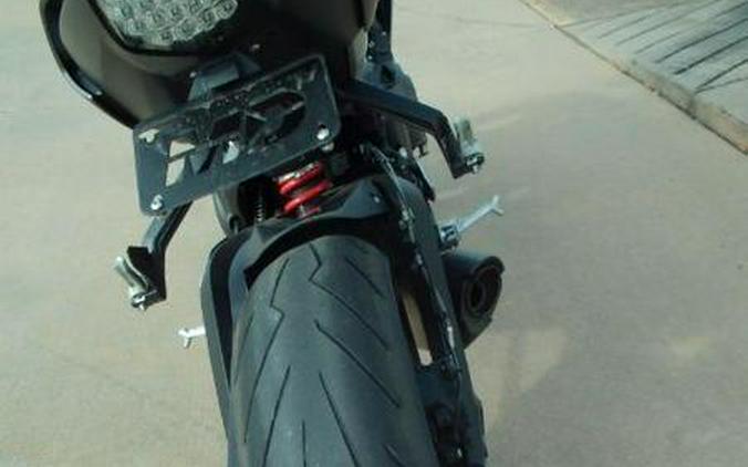 2022 Triumph STREET TRIPLE R&R LOW