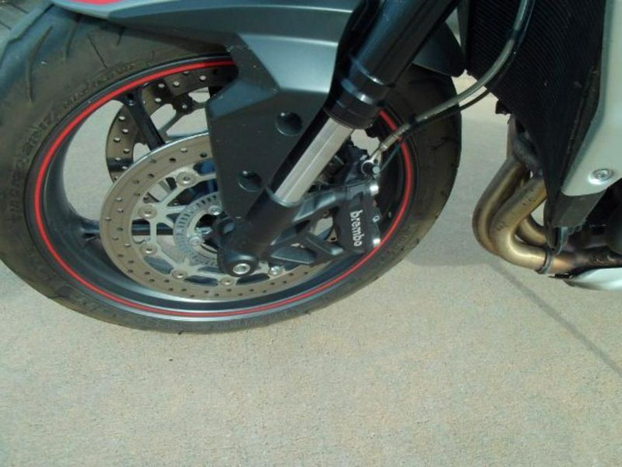 2022 Triumph STREET TRIPLE R&R LOW