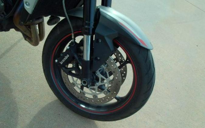 2022 Triumph STREET TRIPLE R&R LOW